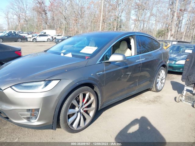 5YJXCBE40GFS00529 Tesla Model X 75d/p100d/p90d