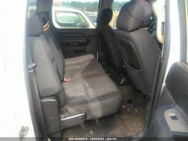 2011 CHEVROLET SILVERADO 1500 LT VIN: 3GCPCSE06BG267362