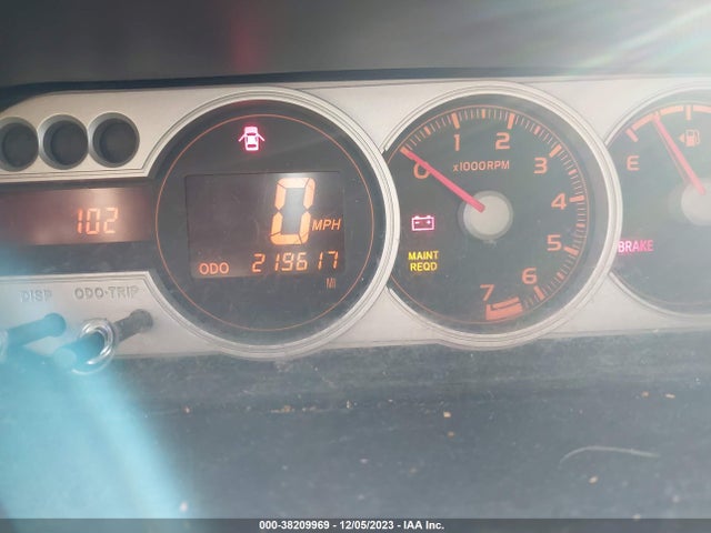 2009 SCION XB VIN: JTLKE50E491087867