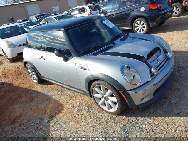 2006 MINI COOPER S WMWRE335X6TJ33922 Photo 0