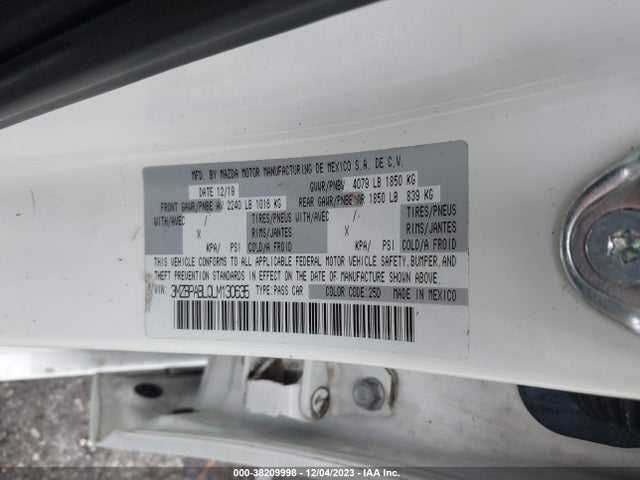 Mazda MAZDA3 2020 3MZBPABL0LM130635 Image 9