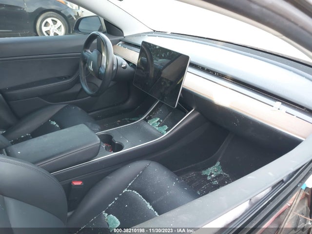 2018 TESLA MODEL 3 PERFORMANCE/LONG RANGE VIN: 5YJ3E1EB6JF083600