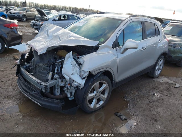 Chevrolet TRAX LTZ 2016 3GNCJMSB7GL276535 Image 2