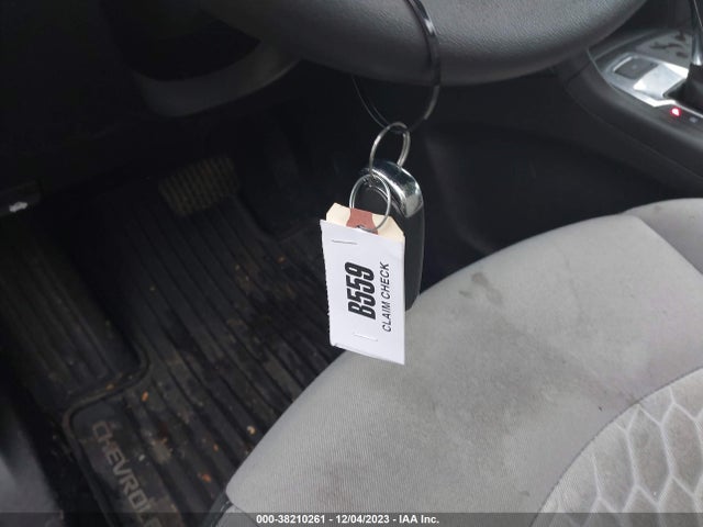 Chevrolet EQUINOX LS 2018 2GNAXREV2J6346429 Image 11