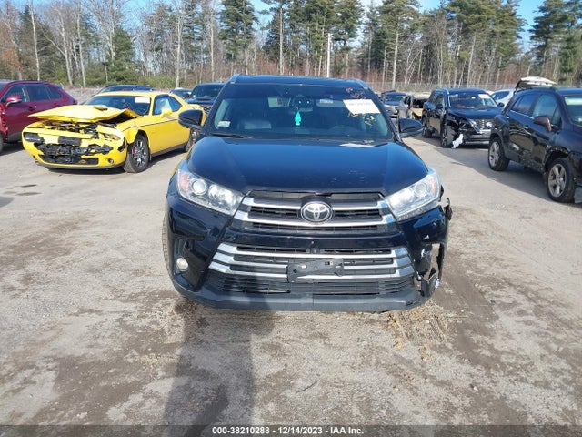 Toyota Highlander Limited Platinum 2017 5TDDZRFH6HS386229 Image 12