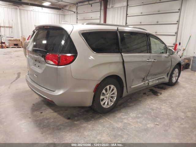 2019 CHRYSLER PACIFICA 2C4RC1BG6KR526608 Photo 3