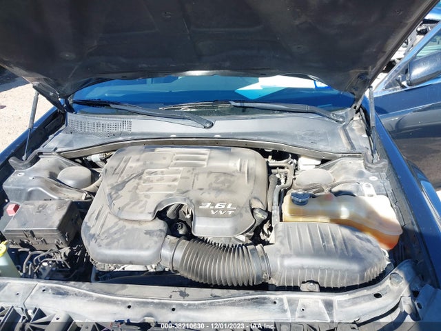2014 CHRYSLER 300 S VIN: 2C3CCABG4EH146087