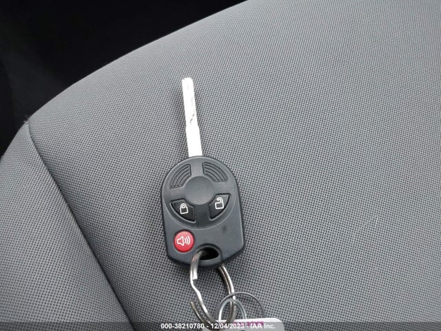 2019 FORD ESCAPE S VIN: 1FMCU0F71KUB52916