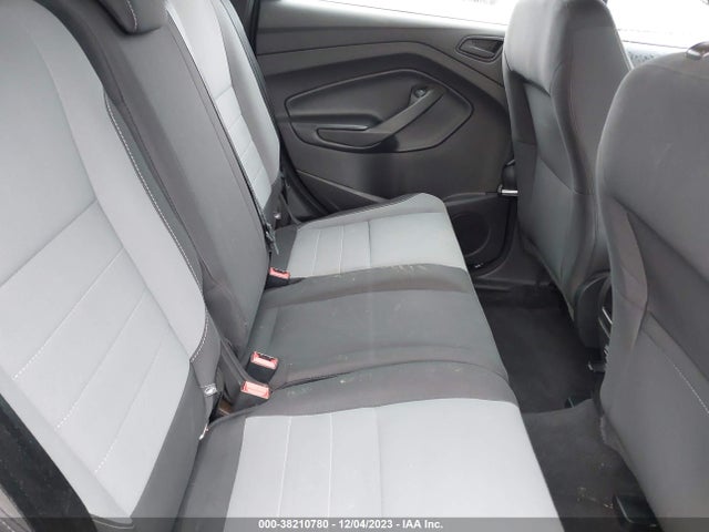 2019 FORD ESCAPE S VIN: 1FMCU0F71KUB52916