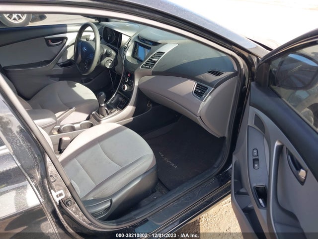 2014 HYUNDAI ELANTRA SE VIN: 5NPDH4AE3EH460033