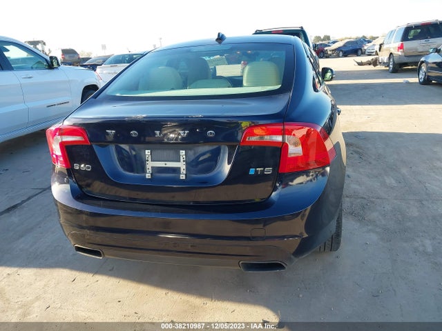 Volvo S60 T5 Drive-e Premier 2016 YV126MFK3G2397641 Image 17