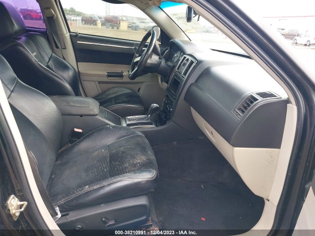 2006 CHRYSLER 300C SRT8 VIN: 2C3KA73W66H370537