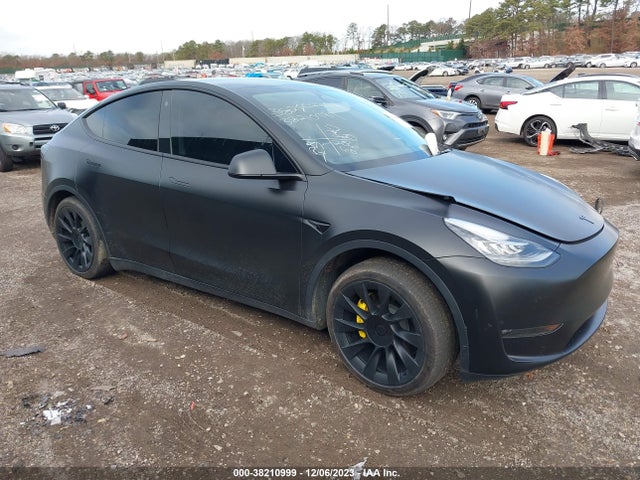 2023 TESLA MODEL Y 7SAYGDEE0PA031612 Photo 0
