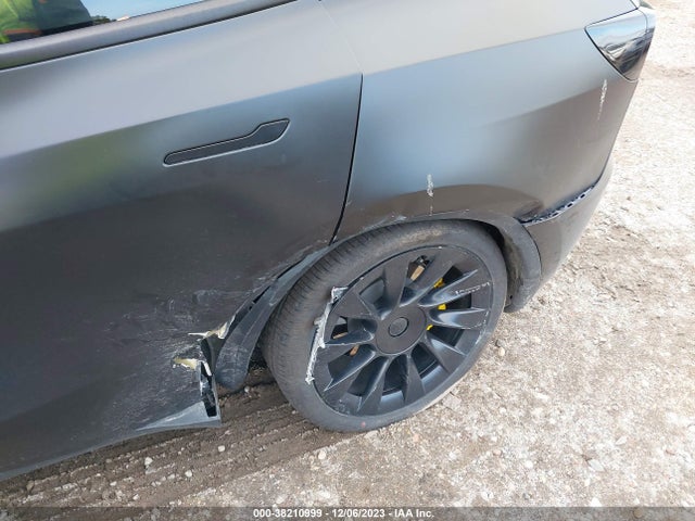 2023 TESLA MODEL Y 7SAYGDEE0PA031612 Photo 5