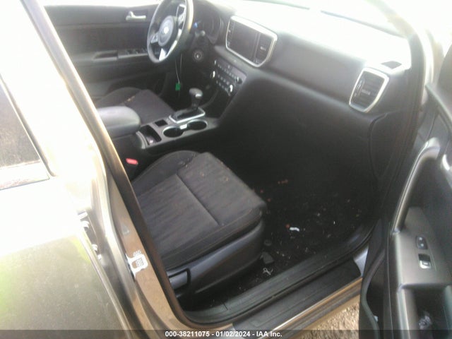 2021 KIA SPORTAGE LX VIN: KNDPM3AC2M7932811