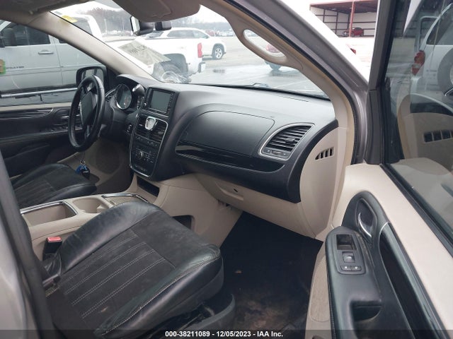 2C4RC1CG4ER408379 Chrysler Town & Country Touring-l