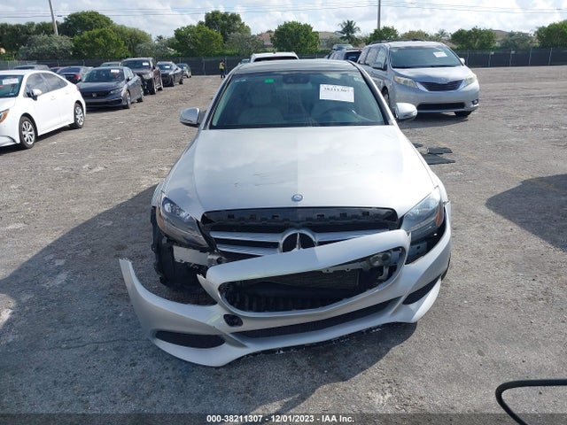 2017 MERCEDES-BENZ C 300 SPORT/LUXURY/ VIN: 55SWF4JB2HU205119