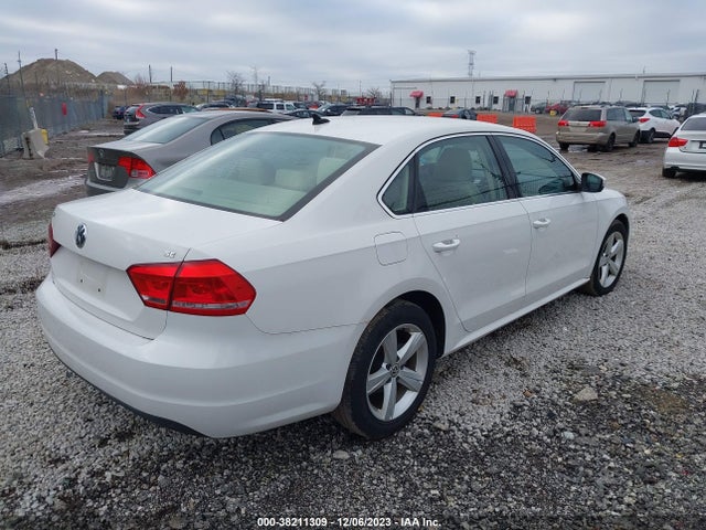 2013 VOLKSWAGEN PASSAT 2.5L SE VIN: 1VWBP7A36DC117296