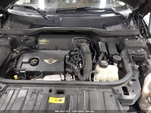 2015 MINI COUNTRYMAN WMWZC5C56FWP42294 Photo 9