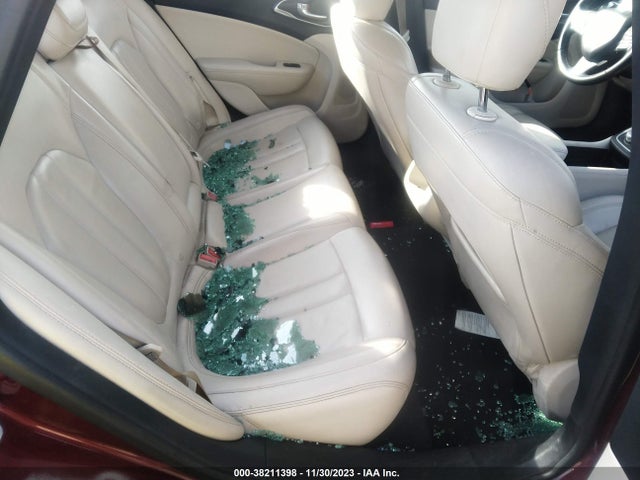 Chrysler 200 Limited Platinum 2017 1C3CCCABXHN510140 Image 8