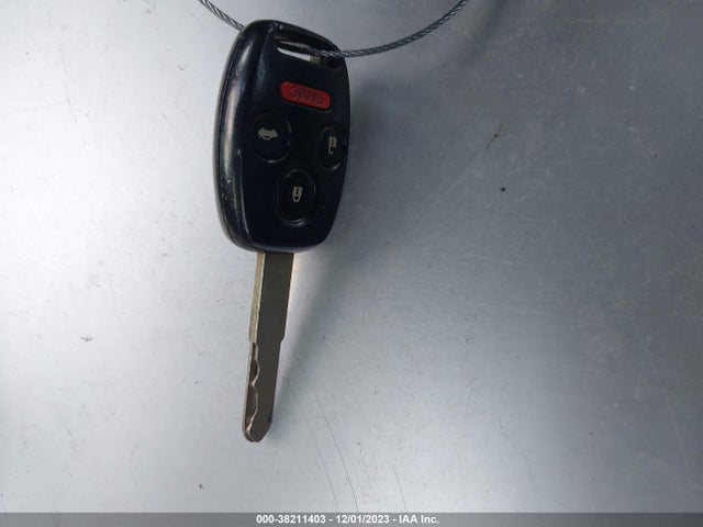 2009 HONDA ACCORD 2.4 LX VIN: 1HGCP26359A173740