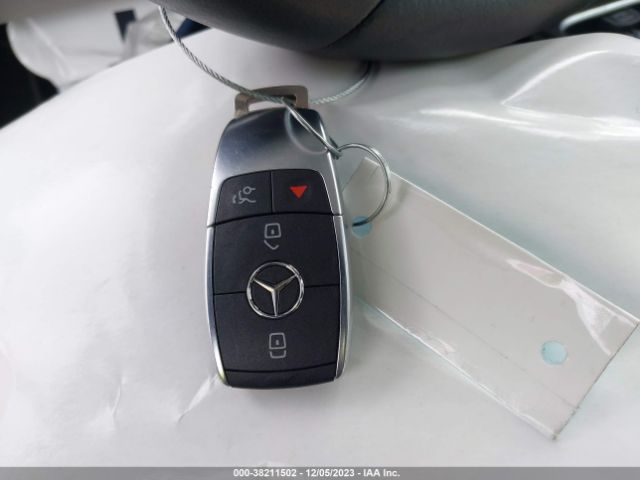 W1K3G4FB1NJ361074 Mercedes-Benz A 220 4matic