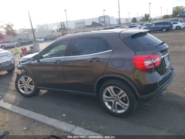 WDCTG4EB1HJ330319 Mercedes-Benz GLA 250