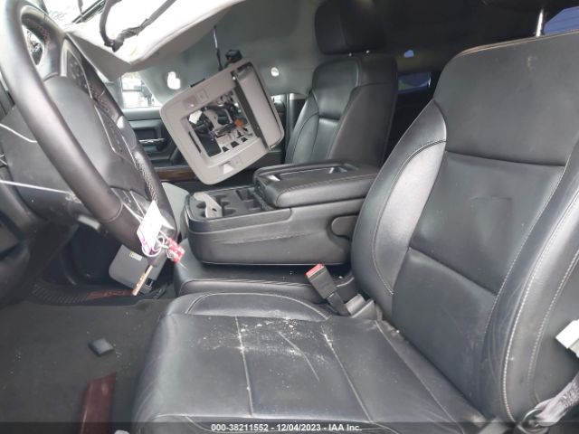 1GT22TEY4HZ352184 GMC Sierra 2500hd Slt
