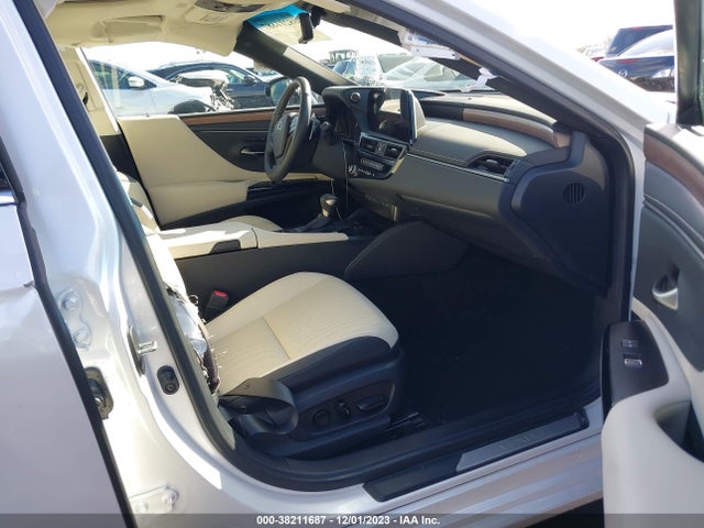 Lexus ES 350 2024 58ADZ1B15RU161229 Image 5