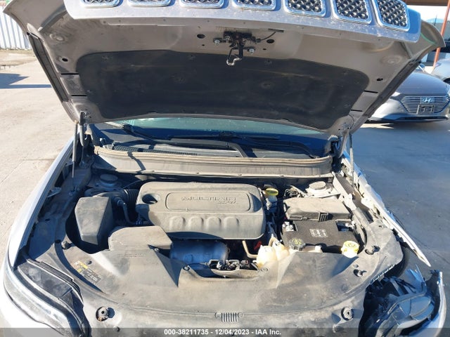 1C4PJLCB8LD595722 Jeep Cherokee Latitude Fwd