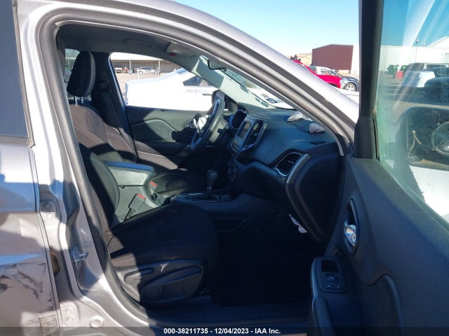 1C4PJLCB8LD595722 Jeep Cherokee Latitude Fwd