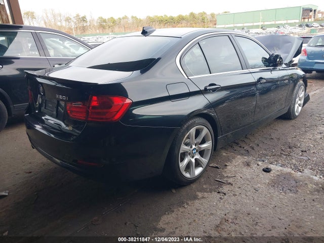 BMW 320i Xdrive 2015 WBA3C3C58FK201491 Image 4