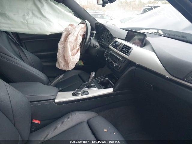 BMW 320i Xdrive 2015 WBA3C3C58FK201491 Image 5