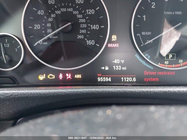 BMW 320i Xdrive 2015 WBA3C3C58FK201491 Image 7