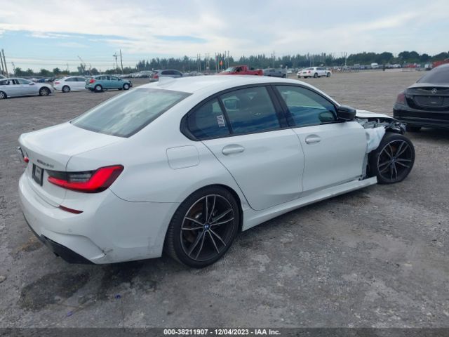 3MW5R1J0XM8C04779 BMW 330I