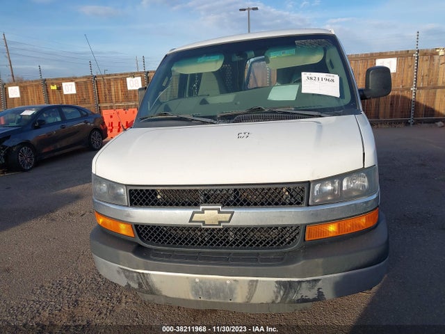 Chevrolet Express 2500 Work Van 2016 1GCWGAFF7G1211448 Image 12