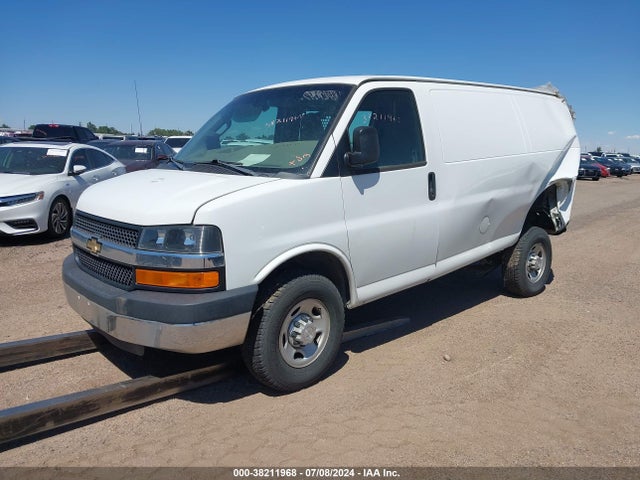 Chevrolet Express 2500 Work Van 2016 1GCWGAFF7G1211448 Image 2