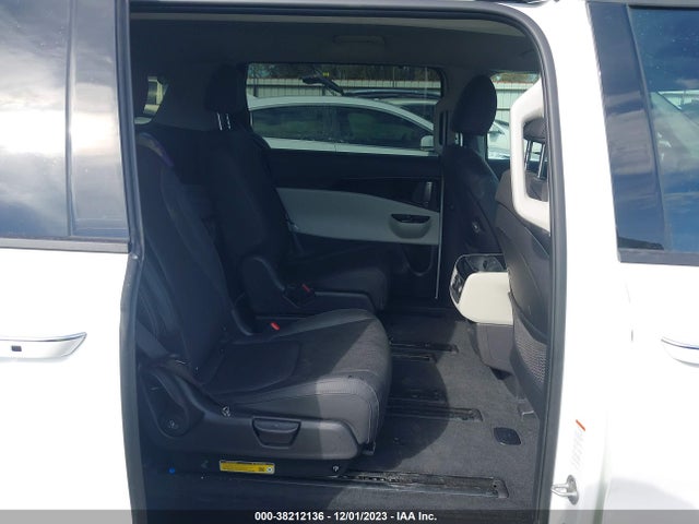 KNDNE5H36R6355140 KIA Carnival Mpv Sx