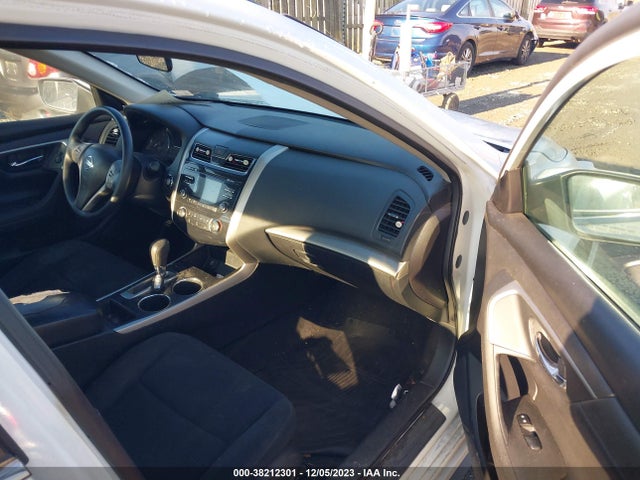 2015 NISSAN ALTIMA 2.5 S VIN: 1N4AL3AP7FN389536
