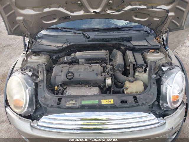 2009 MINI COOPER CLUBMAN WMWML33519TX34091 Photo 9