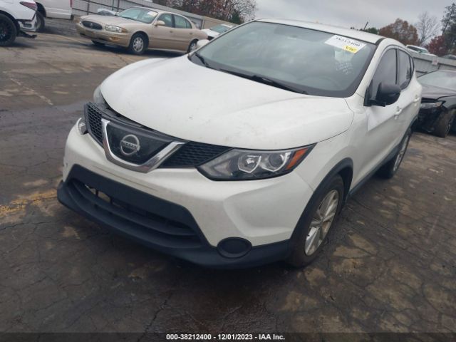 JN1BJ1CP2JW192298 Nissan Rogue Sport S