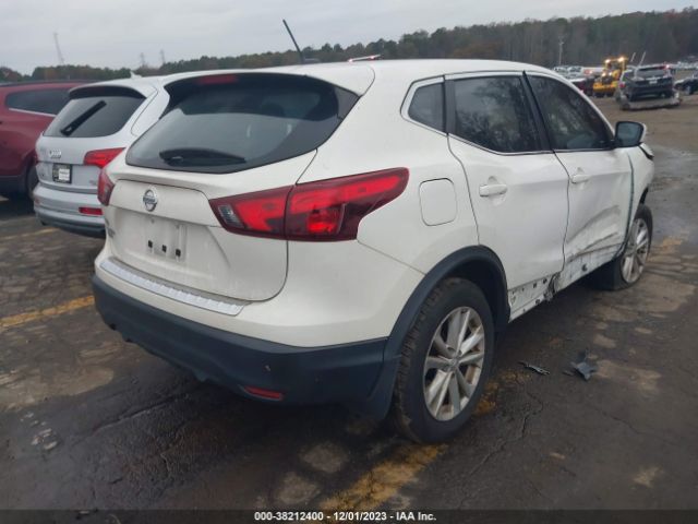 JN1BJ1CP2JW192298 Nissan Rogue Sport S