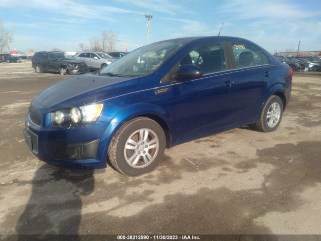 Chevrolet Sonic Lt Auto 2014 1G1JC5SH5E4175039 Image 2