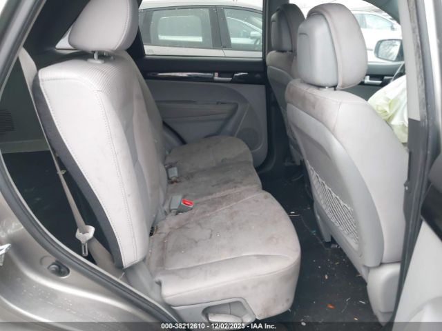5XYKT3A64FG601600 KIA SORENTO LX