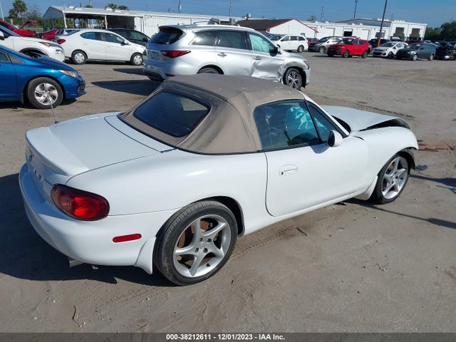 2003 MAZDA MX-5 MIATA CLOTH/LS/SE/SHINSEN VIN: JM1NB353030300937