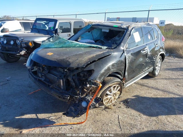 2018 NISSAN ROGUE SV VIN: KNMAT2MT1JP545483