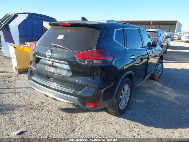 2018 NISSAN ROGUE SV VIN: KNMAT2MT1JP545483