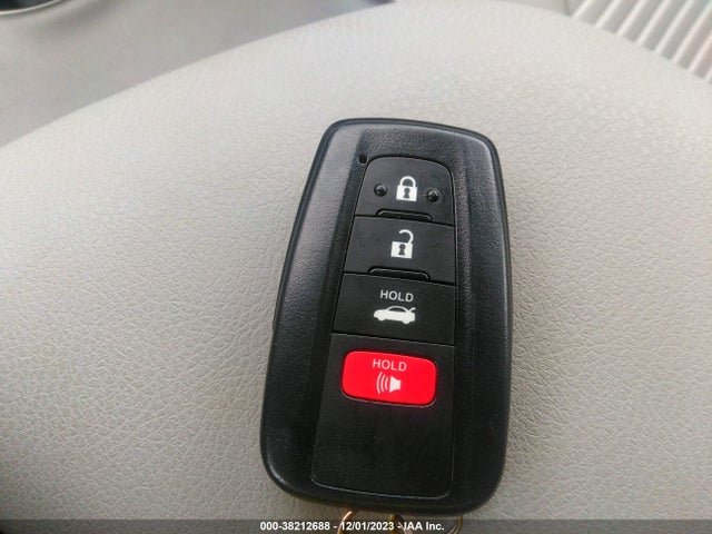 Продаж на аукціоні авто 2022 Toyota Camry Se Hybrid, vin: 4T1G31AK4NU594762, номер лоту: 38212688