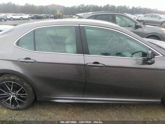 Продаж на аукціоні авто 2022 Toyota Camry Se Hybrid, vin: 4T1G31AK4NU594762, номер лоту: 38212688
