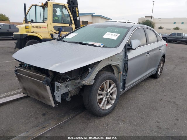 2016 HYUNDAI SONATA SE VIN: 5NPE24AF4GH286426